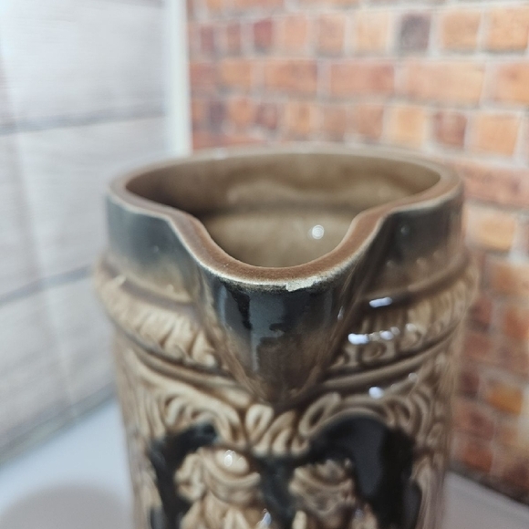 Vintage Ceramic Pitcher and Mug Set - Picture 3 of 6